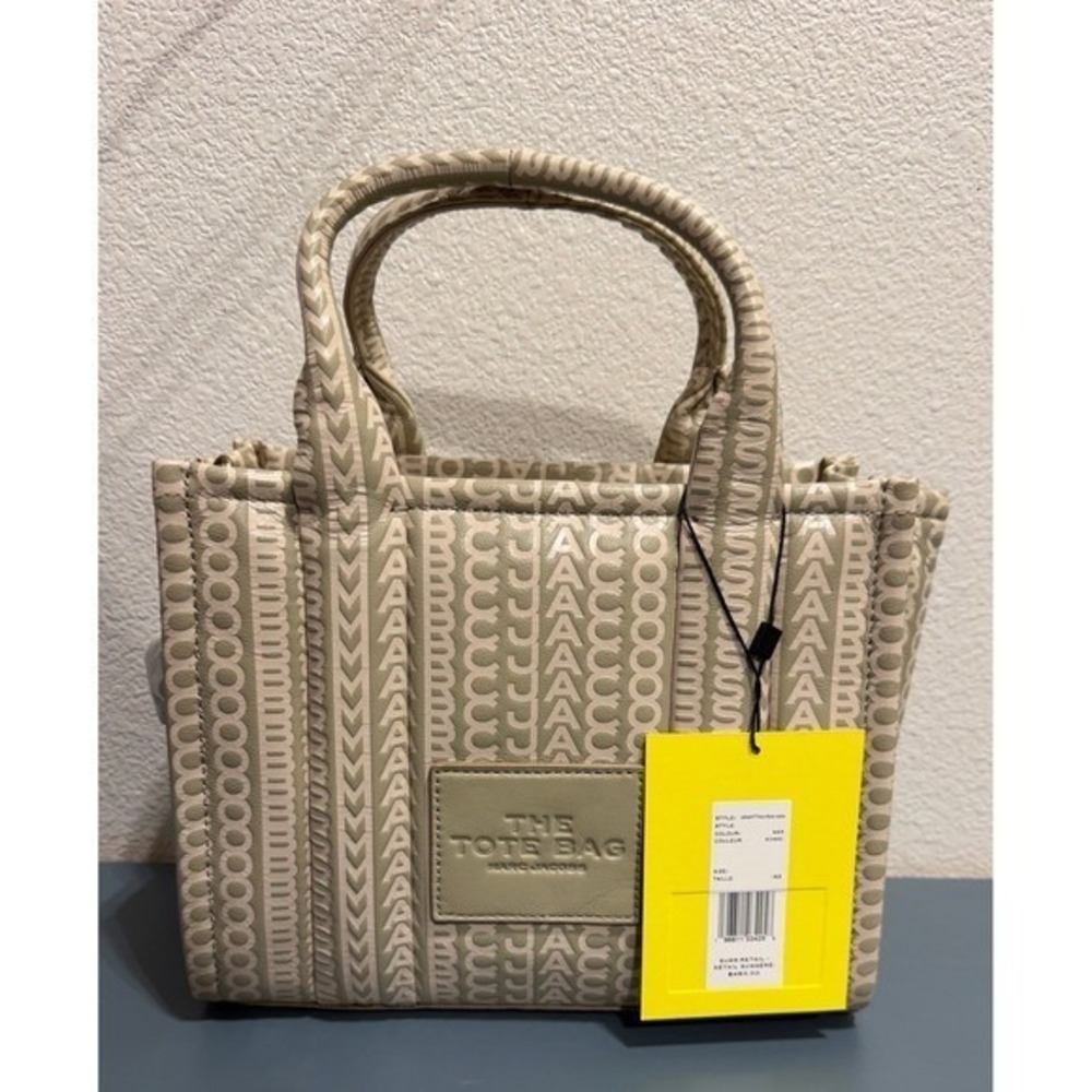 Marc Jacobs The Monogram Mini Tote Bag Khaki Leather Crossbody NEW - Picture 3 of 15
